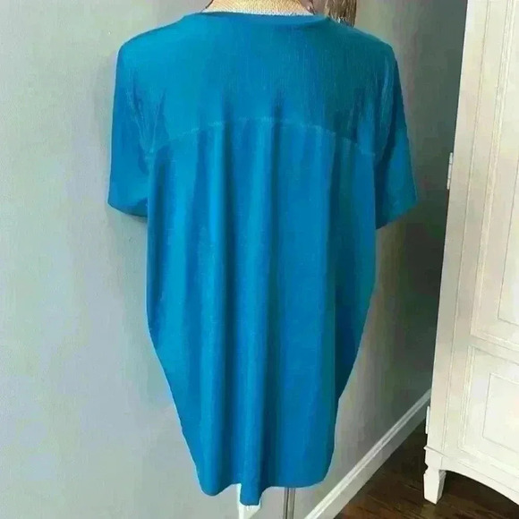 Teal Tel gear workout top size 1X - Picture 3 of 4